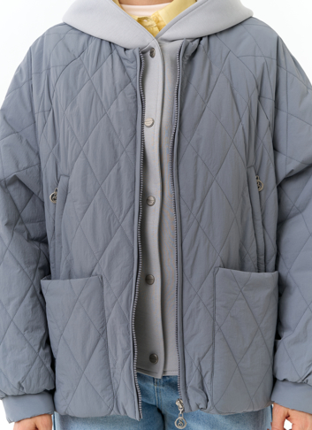 Женская куртка с трикотажным капюшоном