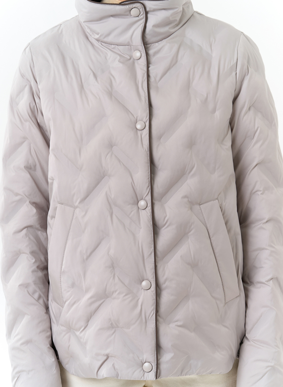 Женская куртка с воротником стойкой