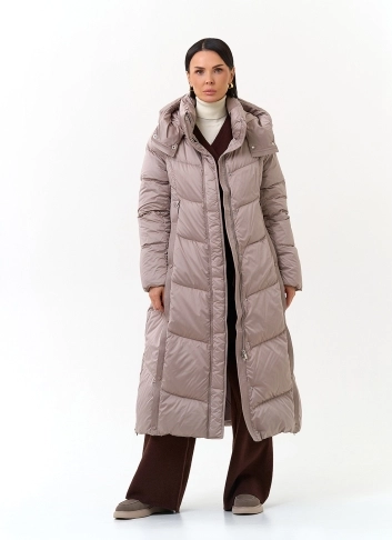 Женский пуховик с капюшоном фото