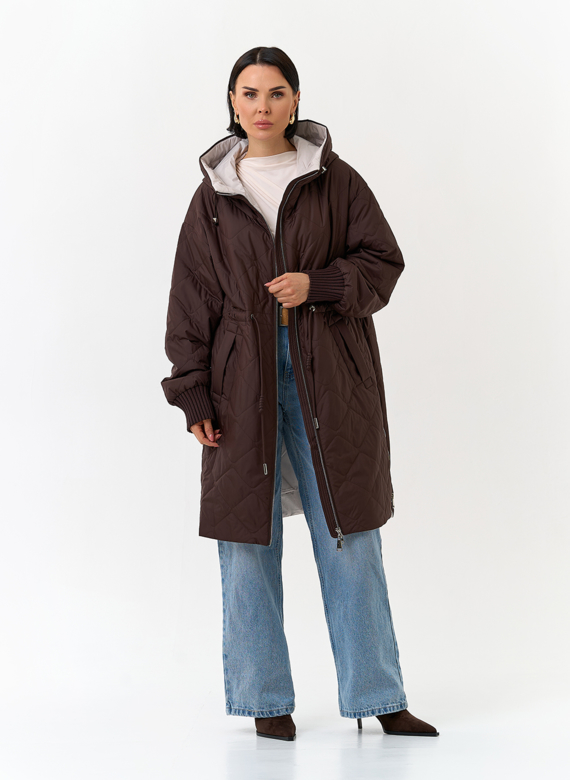 Женское утепленное пальто с капюшоном