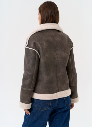 Женская короткая дубленка из эко замши