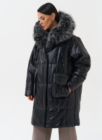 Пуховик из эко кожи с капюшоном из эко меха 