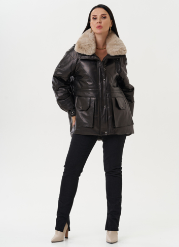 Пуховик из натуральной кожи с отделкой из меха кролика