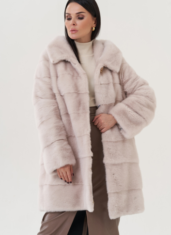 Шуба из норки с капюшоном 