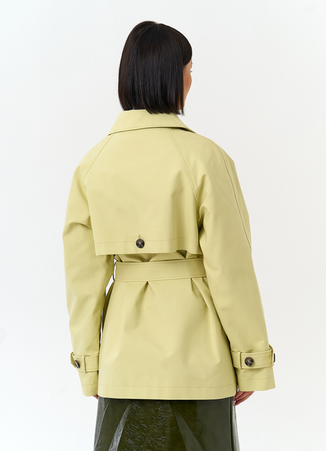 фото Женский укороченный плащ с поясом модель № 33192