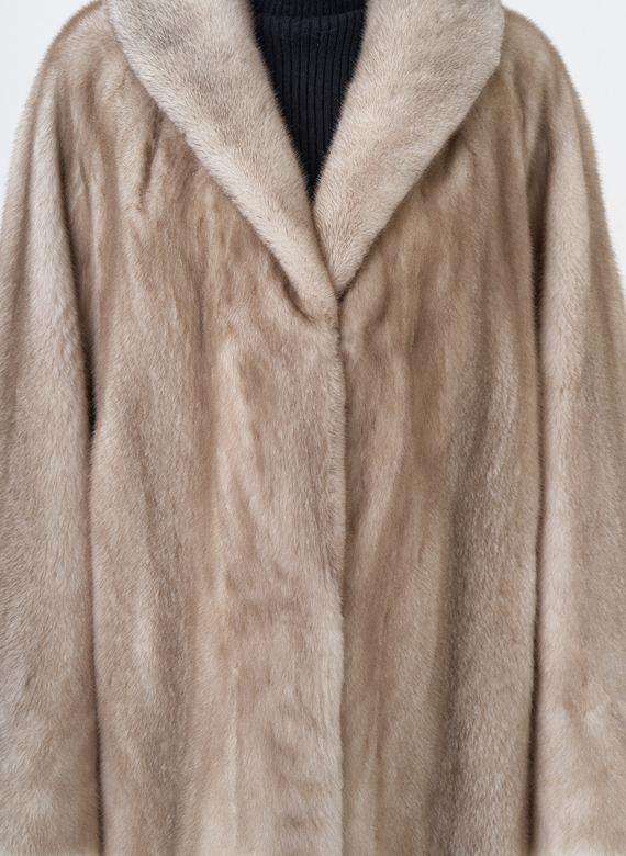 Норковая шуба с воротником