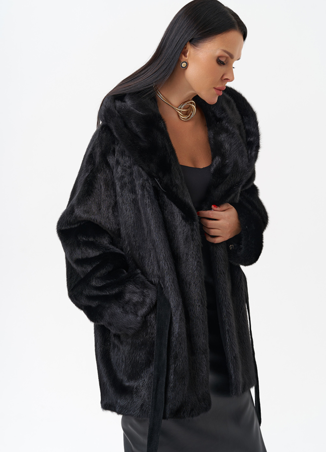 Женская норковая шуба с капюшоном  модель № 29104 универмаг малина