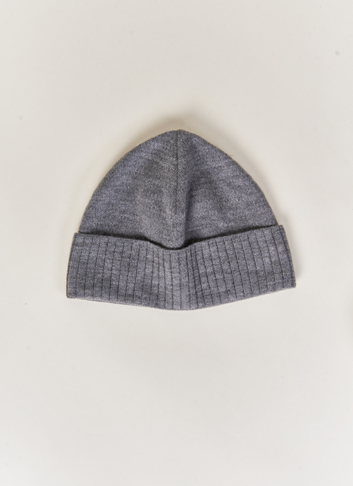 Шапка мужская серого цвета