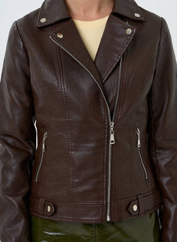 Женская куртка косуха из эко кожи